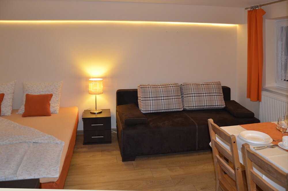 Pokój nr 1 - dwuosobowa sofa - Pokoje Władysławowo